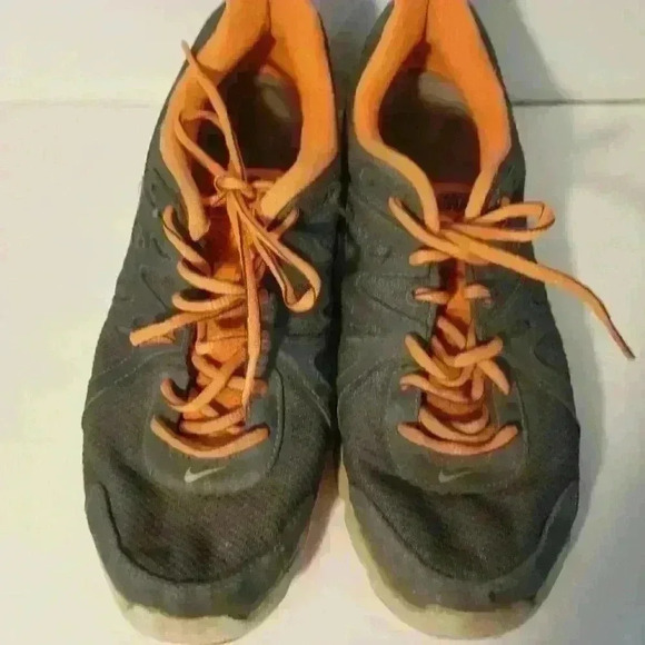 Nike Revolution 2 - Picture 3 of 7